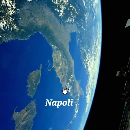 Gradoni Di Chiaia 62 * Naples