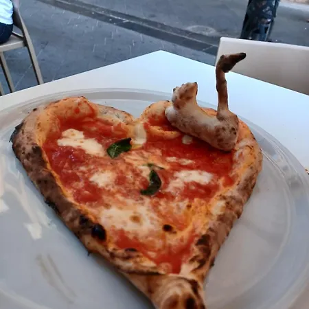 Gradoni Di Chiaia 62 * Naples