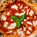 Gradoni Di Chiaia 62 *